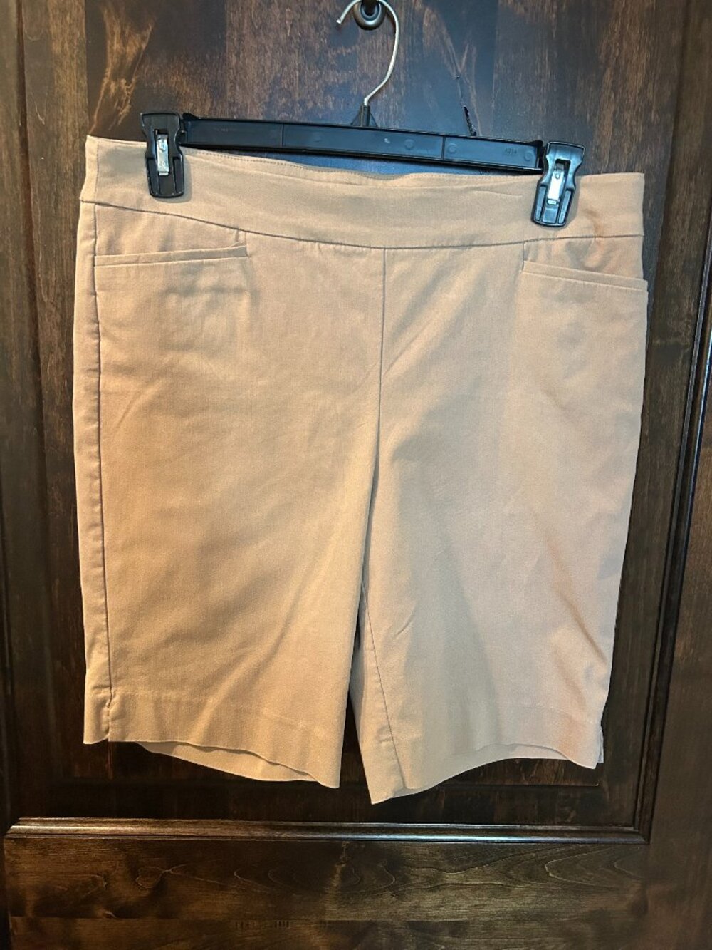 Chico's khaki pull on shorts - 2
